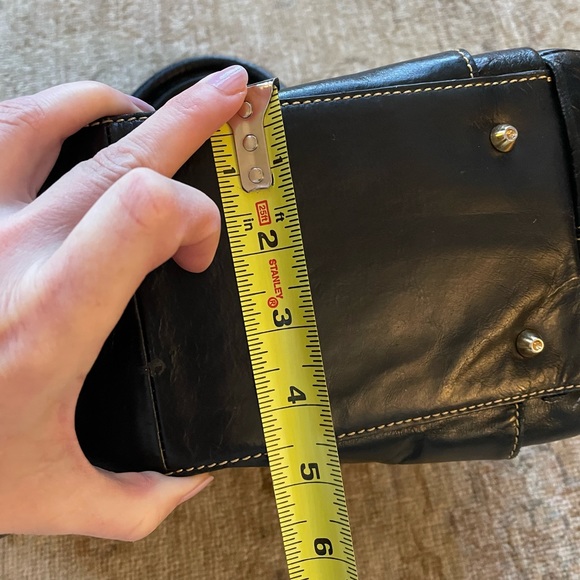 Vintage All Leather Bag. Totally 80s. - Picture 9 of 14